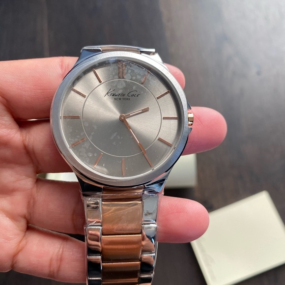 Kenneth Cole - brand new men’s watch - Picture 3 of 4